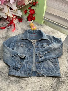 (Category: ) located in . Submitted by eileenyardsale (Listing ID 1351849121, Image 1). Description: .