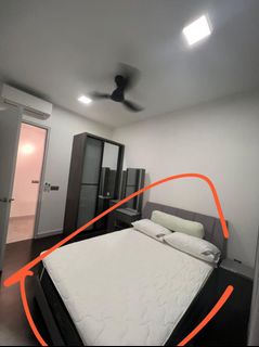 (Category: ) located in . Submitted by leolau6 (Listing ID 1351840429, Image 1). Description: .