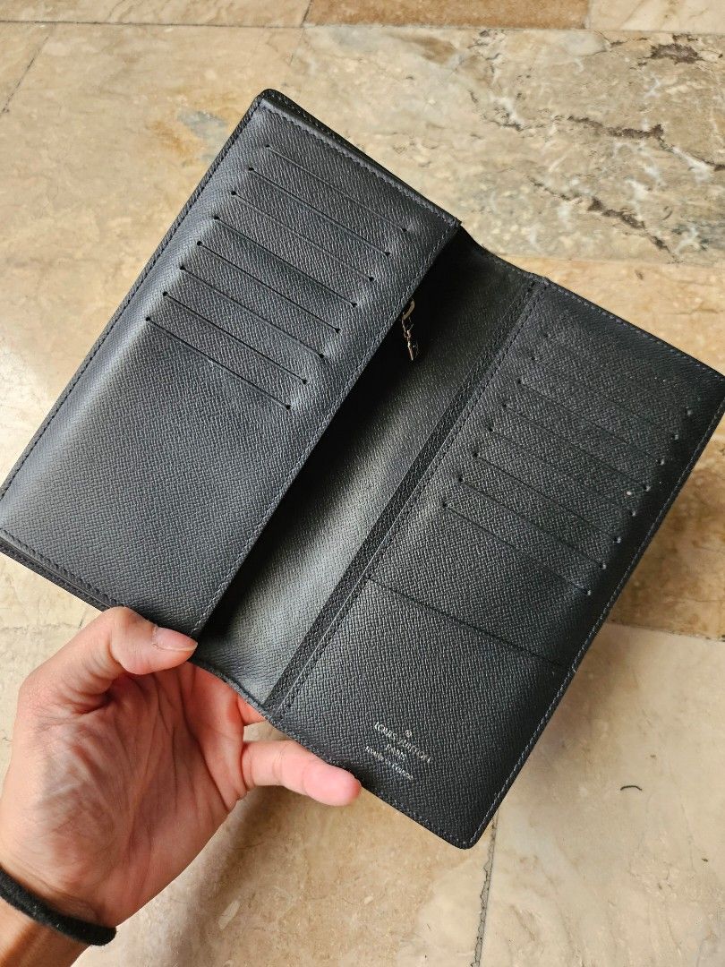 Louis Vuitton Bi-Fold Long Wallet (Category: Luxury Bags & Wallets) located in Manila. Submitted by brbdecluttering (Listing ID 1351855942, Image 2). Description: Selling low (no box).