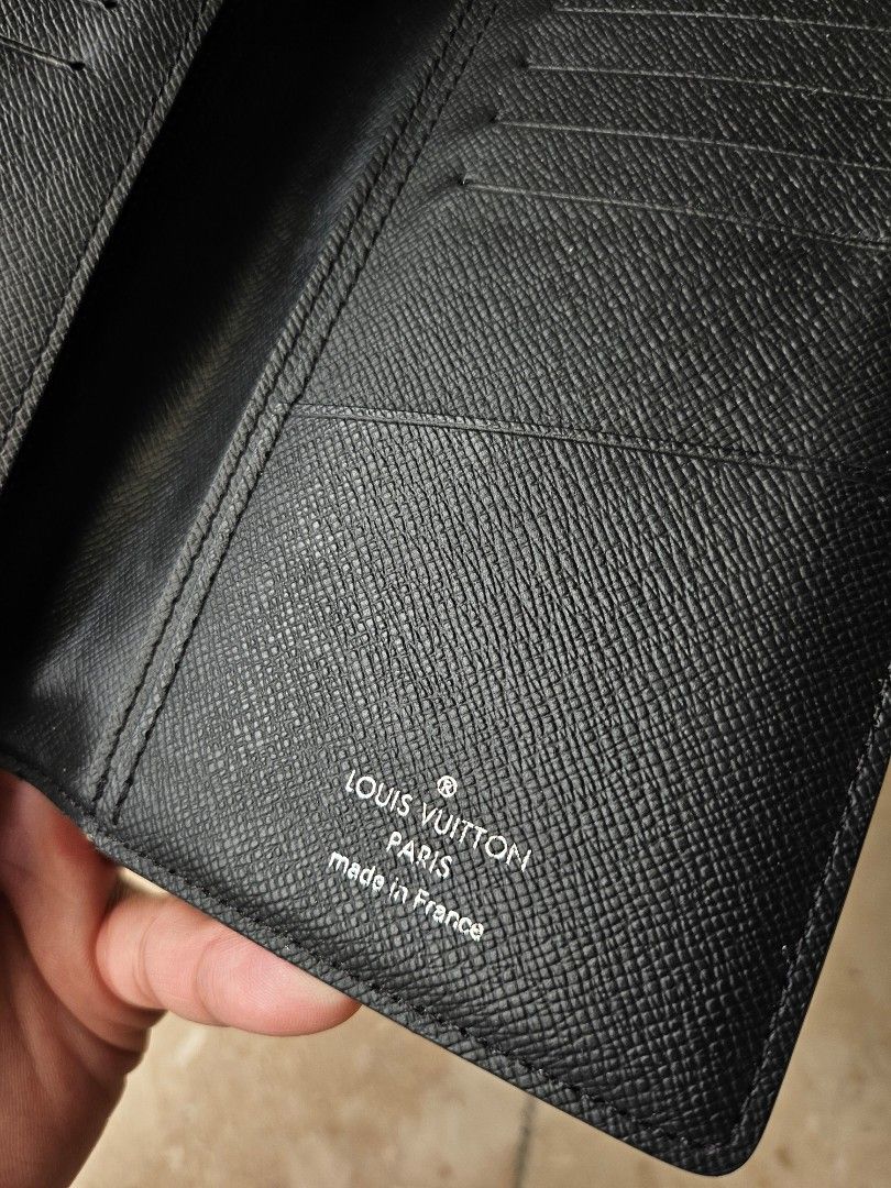 Louis Vuitton Bi-Fold Long Wallet (Category: Luxury Bags & Wallets) located in Manila. Submitted by brbdecluttering (Listing ID 1351855942, Image 3). Description: Selling low (no box).