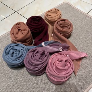 (Kategori: ) berada di . Dikirim oleh prelovedbybeell (ID iklan 1351836980, Gambar 1). Deskripsi: .
