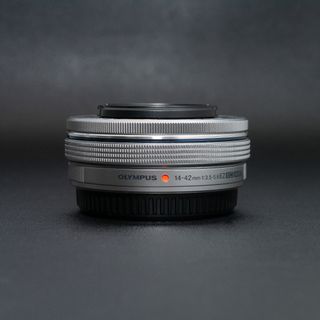 由 camera-king (刊登 ID 1351795987，圖片 1) 提交，位於 的 (類別：)，說明：。