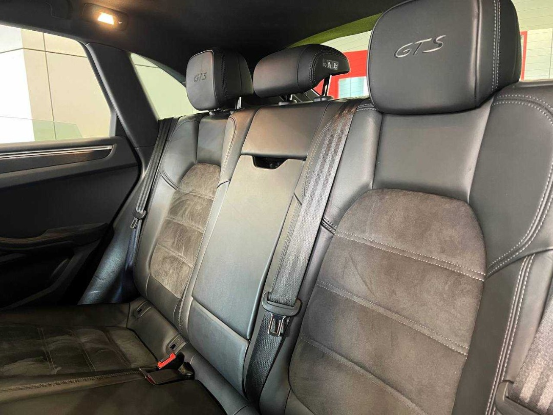 Porsche MACAN GTS Automatic498319492436480006