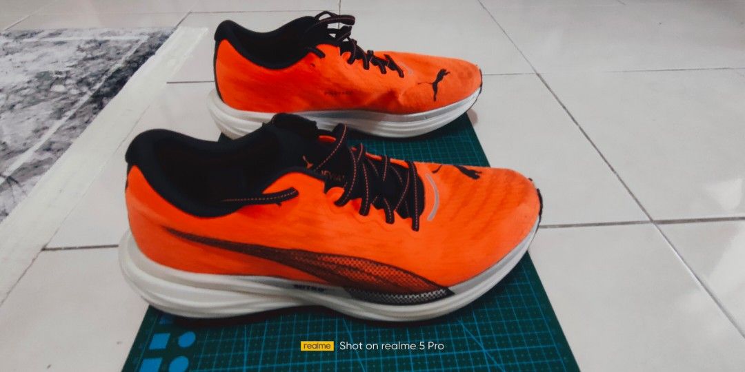 Puma deviate (Category: Other Sports Equipment and Supplies) located in Klang. Submitted by aer4566 (Listing ID 1351871766, Image 2). Description: Puma deviate size Uk9.5 28.5cm Shoes sole - 30%used Others in good condition Suitable for daily trainer/middle pace Can post or cod.