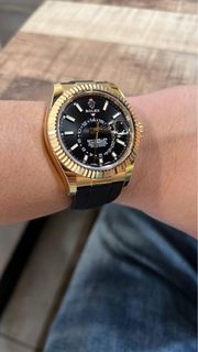 (Category: ) located in . Submitted by gloriouszzzzz (Listing ID 1351841569, Image 1). Description: .
