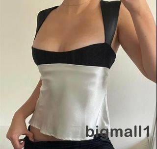 (Category: ) located in . Submitted by loOnaroom (Listing ID 1351942661, Image 1). Description: .