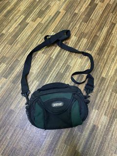 (Category: ) located in . Submitted by thriftallday (Listing ID 1351923479, Image 1). Description: .