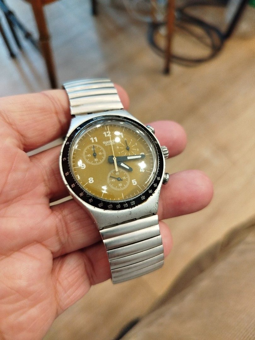 Swatch watch chronograph vintage (Category: Men's Watches) located in Santa Rosa. Submitted by toys_r_here (Listing ID 1351882213, Image 2). Description: GOOD FOR GIFT AND COLLECTION as is po Good condition First to pay gets the item pa check nalng sa pic yun condition pm me for questions ship pwede lalamove or jrs Sta rosa and Alabang area atc or marikina.