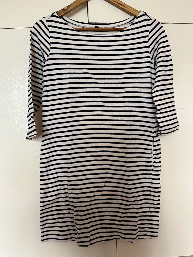 Uniqlo Stripe Dress (Category: Dresses) located in Tuguegarao City. Submitted by Lotus05 (Listing ID 1351884738, Image 1). Description: .