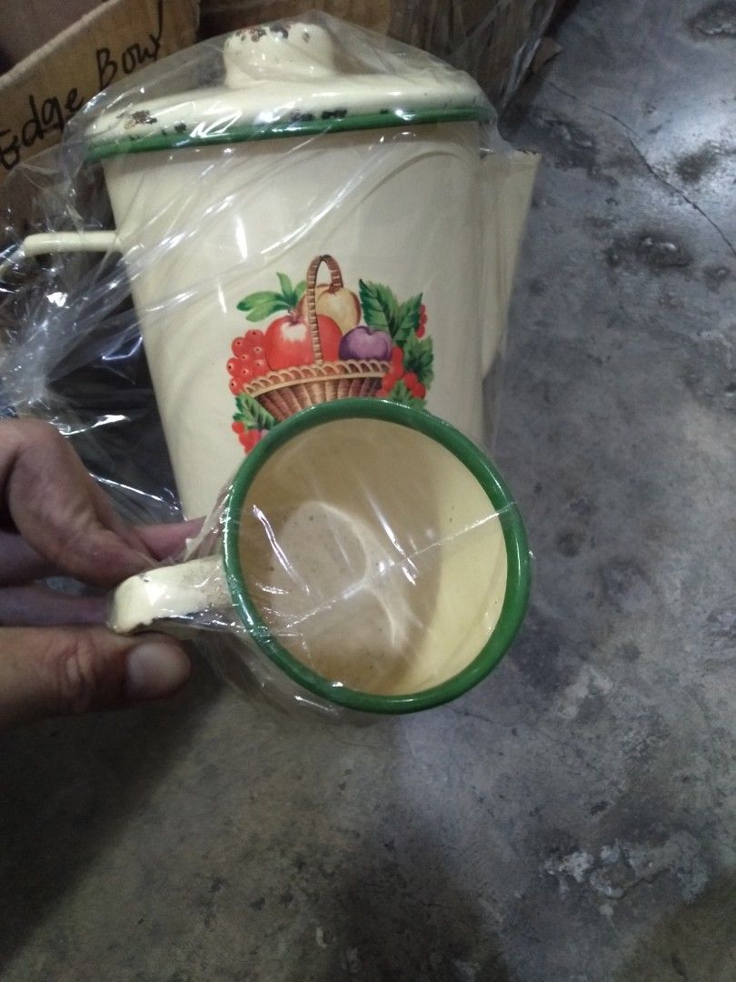Vintage enamel Tin pitcher and cup (Category: Pitchers & Dispensers) located in Davao. Submitted by jeffsantos (Listing ID 1351956731, Image 2). Description: Both for 550 only brand new but old stock.