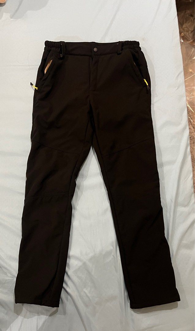 Winter Pants Men Fleece lined (Category: Trousers) located in Santa Rosa. Submitted by tordi (Listing ID 1351881612, Image 1). Description: 29x34 inches Used once Issue : Pocket zippers defective but pockets are usable.