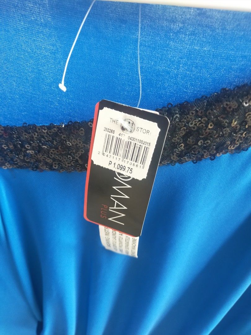 Women PLUS SIZE dress (Category: Evening dresses & gowns) located in Paranaque City. Submitted by ayendeclutters (Listing ID 1351855195, Image 3). Description: Selling Dress, bought and never used.