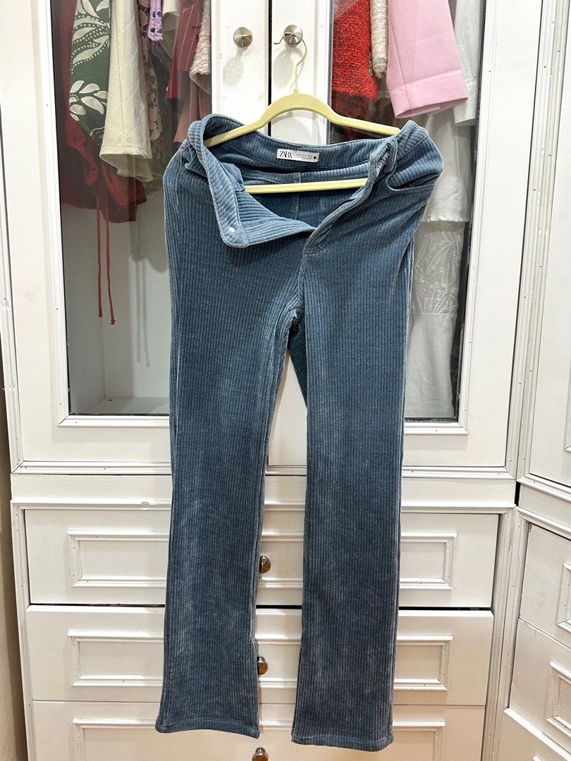 Zara Blue Corduroy Pants (Category: Jeans) located in Manila. Submitted by lezarellesque (Listing ID 1351903064, Image 1). Description: Used once! Good as new, also good for tall girls☺️.