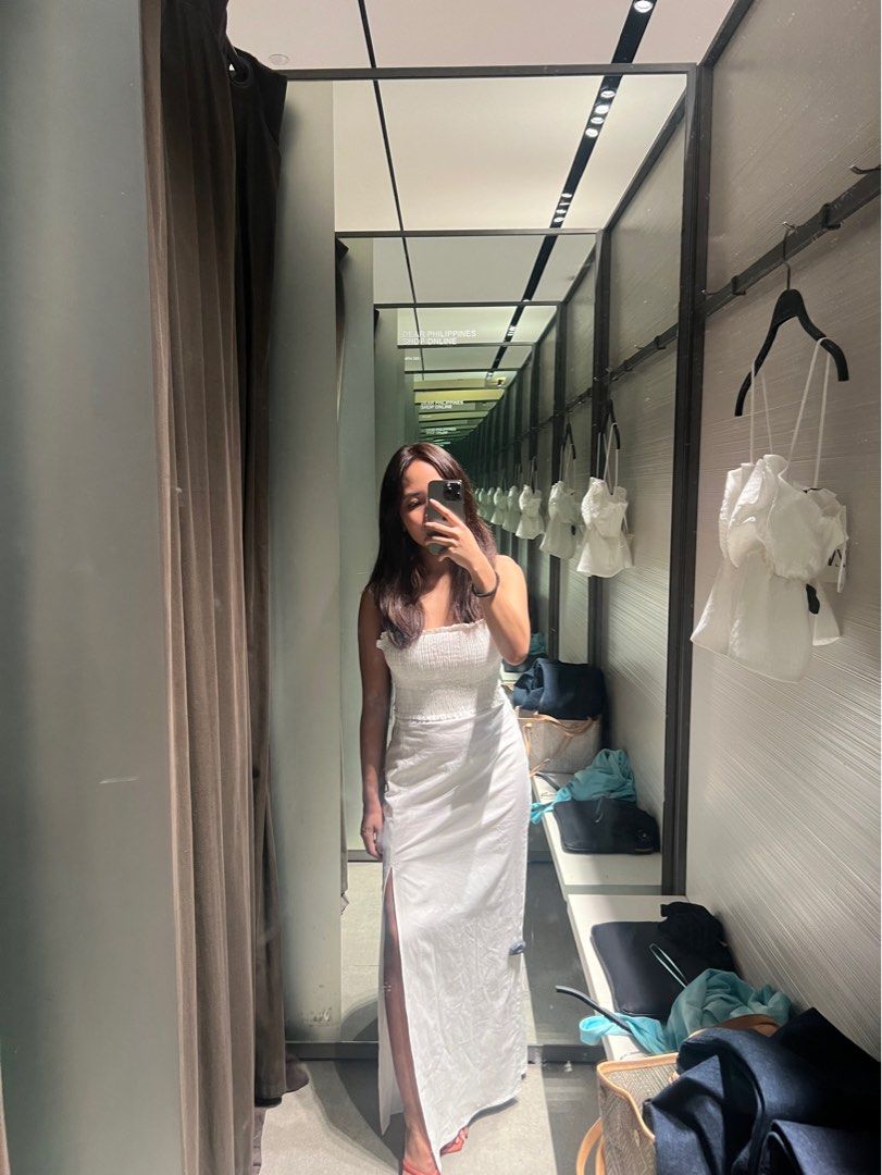 Zara White Linen Dress (Category: Dresses) located in Marikina City. Submitted by wanascloset (Listing ID 1351944665, Image 3). Description: Used once only Size: xs Original Price: P2,499.