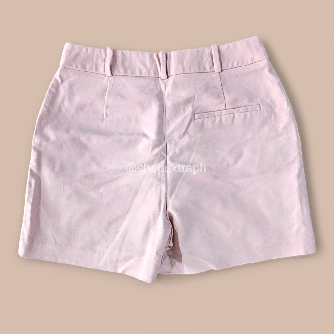 Zara Women's Buttoned Bermuda Shorts (Category: Shorts) located in Paranaque City. Submitted by shopextraph (Listing ID 1351864392, Image 2). Description: [Pre-owned] Zara Women's High Waist Buttoned Bermuda Shorts Color: Light Pink Size: U/EU Small Used 5x. No other inclusions. All photos taken by the seller..