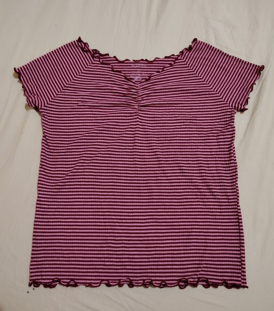 Arizona Lettuce trim shirt (Category: Blouses) located in Panabo. Submitted by prettythriftedthings (Listing ID 1352116815, Image 1). Description: .