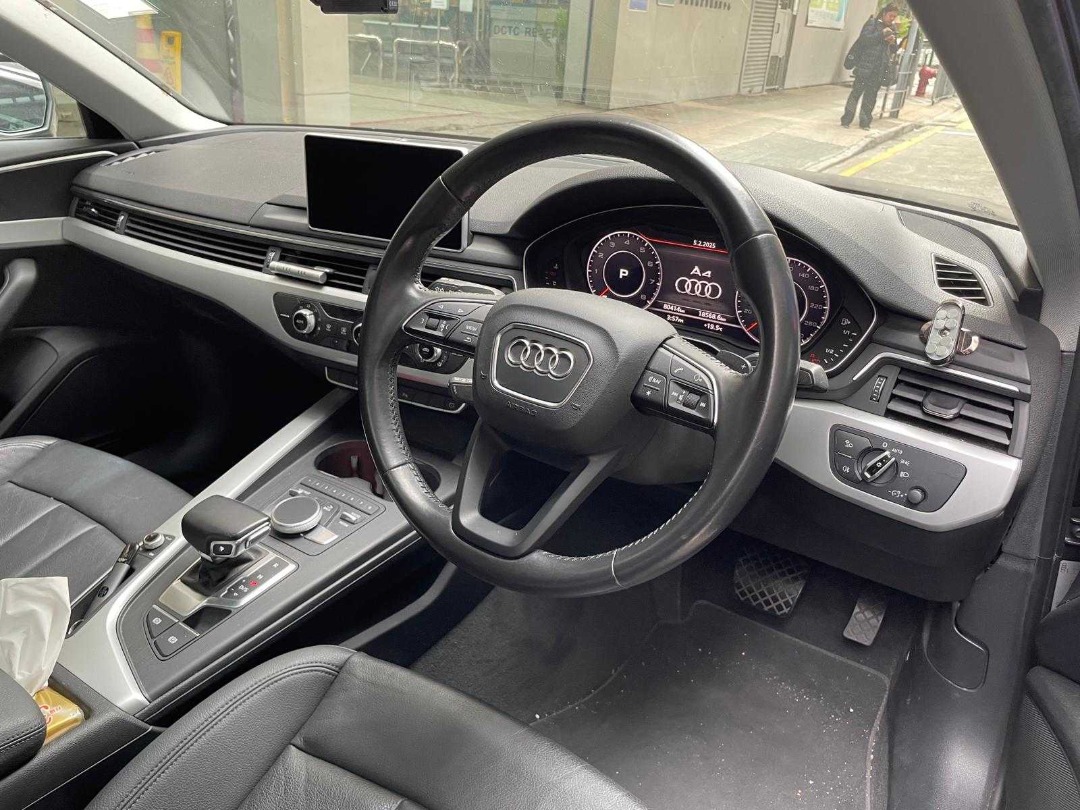 Audi A4 30TFSI S LINE Auto62864837160321114