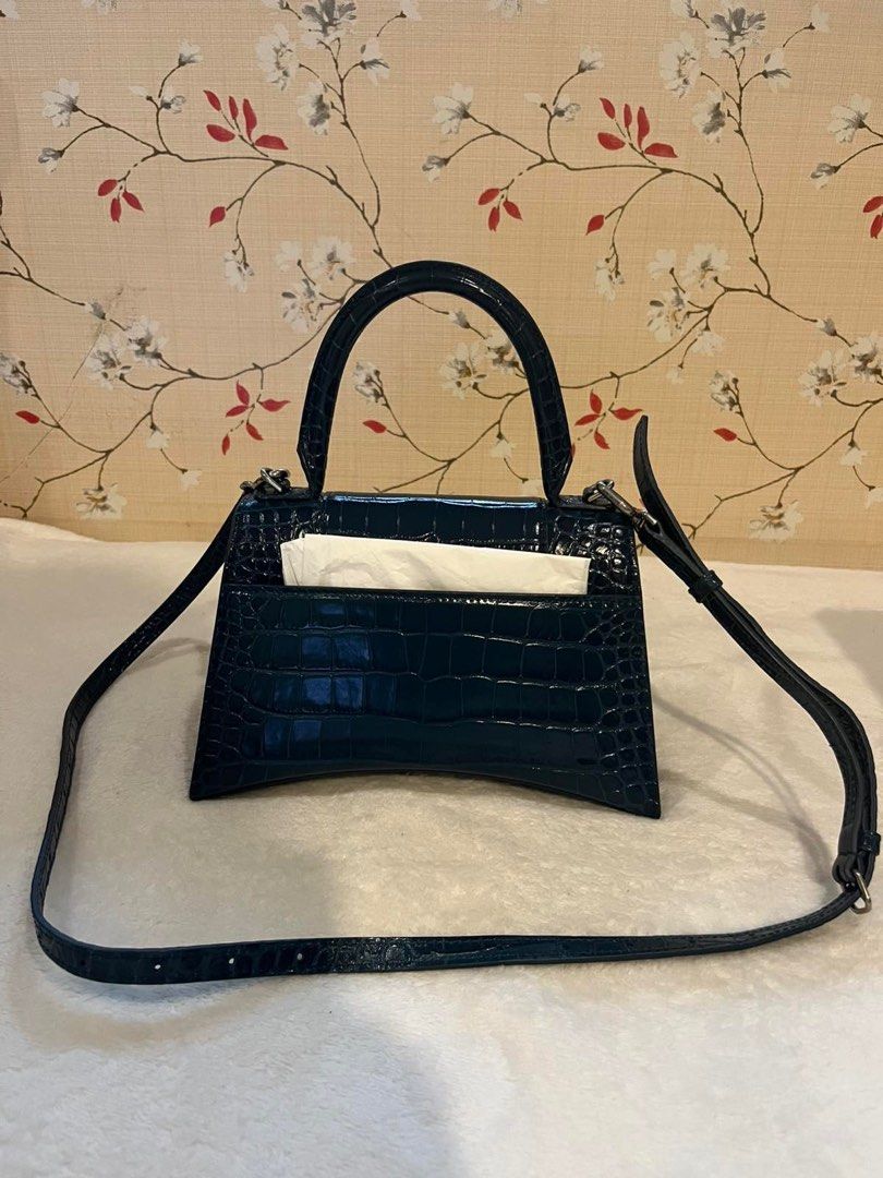 Balenciaga Hourglass (Category: Luxury Bags & Wallets) located in Quezon City. Submitted by kathleeno (Listing ID 1352067328, Image 2). Description: Balenciaga Croc Embossed Leather Hourglass Small Top Handle ❤️ Like new! With receipt :) p85,000 (negotiable) .