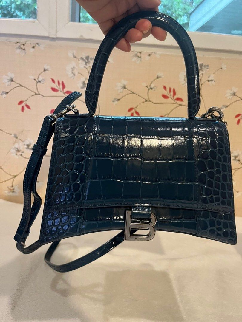 Balenciaga Hourglass (Category: Luxury Bags & Wallets) located in Quezon City. Submitted by kathleeno (Listing ID 1352067328, Image 3). Description: Balenciaga Croc Embossed Leather Hourglass Small Top Handle ❤️ Like new! With receipt :) p85,000 (negotiable) .