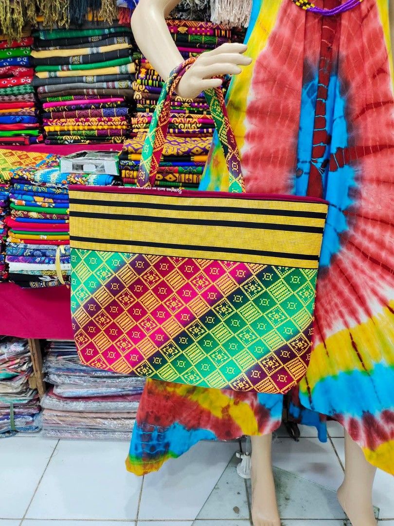 Batik bag (Category: Tote Bags) located in Zamboanga. Submitted by smartstyle (Listing ID 1352088083, Image 2). Description: Batik Tote Bag (Large Size) Dimensions: Height - 15 inches Length - 21 inches Width - 3.5 inches ✅Best gift ✅Light weight ✅Rubberized ✅Zipper lock ✅Durable ✅Made of original batik ✅ washable ✅Very Useful ✅Waterproof #Batik #BatikBags #BatikOriginal #BatikFromThailand #BatikFromIndonesia #Tokens #Giveaways #Wholesale #Retail