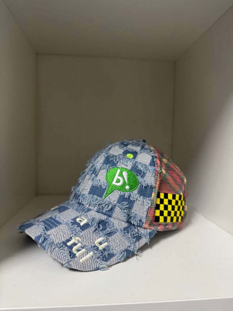 B.eautiful帽子, 他的時尚, 手錶及配件, 帽子在旋轉拍賣