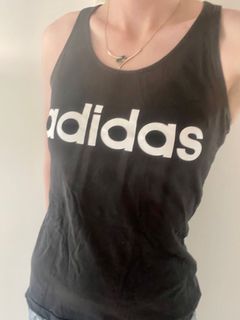 (Category: ) located in . Submitted by tymmyclothing01 (Listing ID 1352081706, Image 1). Description: .
