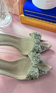 (Category: ) located in . Submitted by ayeshamzn (Listing ID 1352016657, Image 1). Description: .