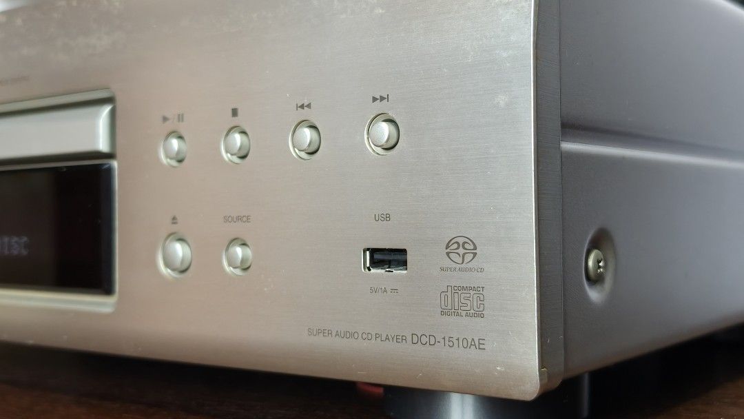 Denon DCD-1510AE SACD Player63204171394434111