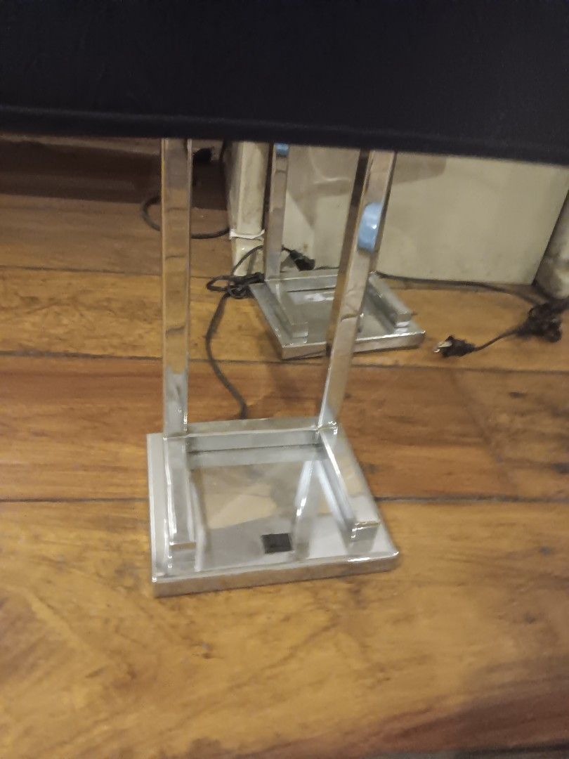 Desk lamps and standing lamp (Category: Other Home Decor) located in Las Pinas. Submitted by jesus1smysavi0r (Listing ID 1352098426, Image 1). Description: Hotel Pull Out In black or beige crown with stainless or wood base.