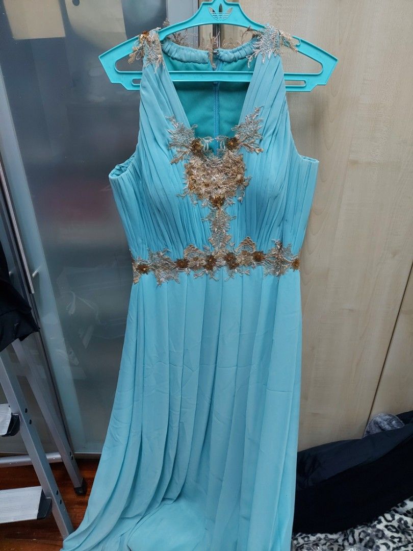 EVENING GOWN (Category: Evening dresses & gowns) located in Manila. Submitted by mommiedeclutter (Listing ID 1352062170, Image 1). Description: EVENING GOWN USED ONCE FOR WEDDING AS A BRIDESMAID DRESS WAS MADE BY CAMILLE CO.