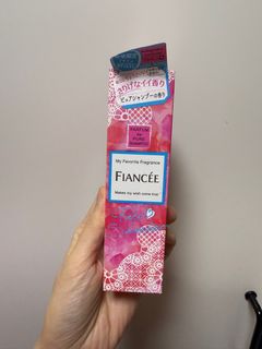 （分類：）位於 。 由 momo_catcat 提交（商品編號 1352083883，圖片 1）。簡介： 。