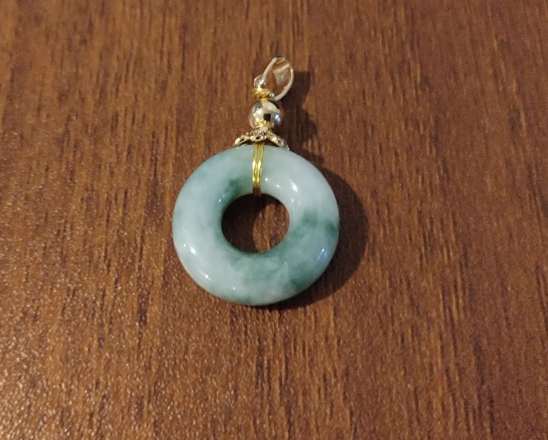 Sold😍 Floating Burma Jadeite loop pendant (Category: Necklaces) located in Quezon City. Submitted by themissingpiecesarehere (Listing ID 1351967672, Image 1). Description: .
