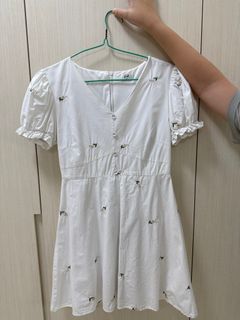 (Category: ) located in . Submitted by jingyi99mich (Listing ID 1352008329, Image 1). Description: .