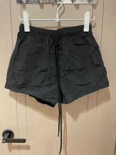 FOG ESSENTIALS Black Semi-Reflective Lightweight Shorts XXS size62938602515971110