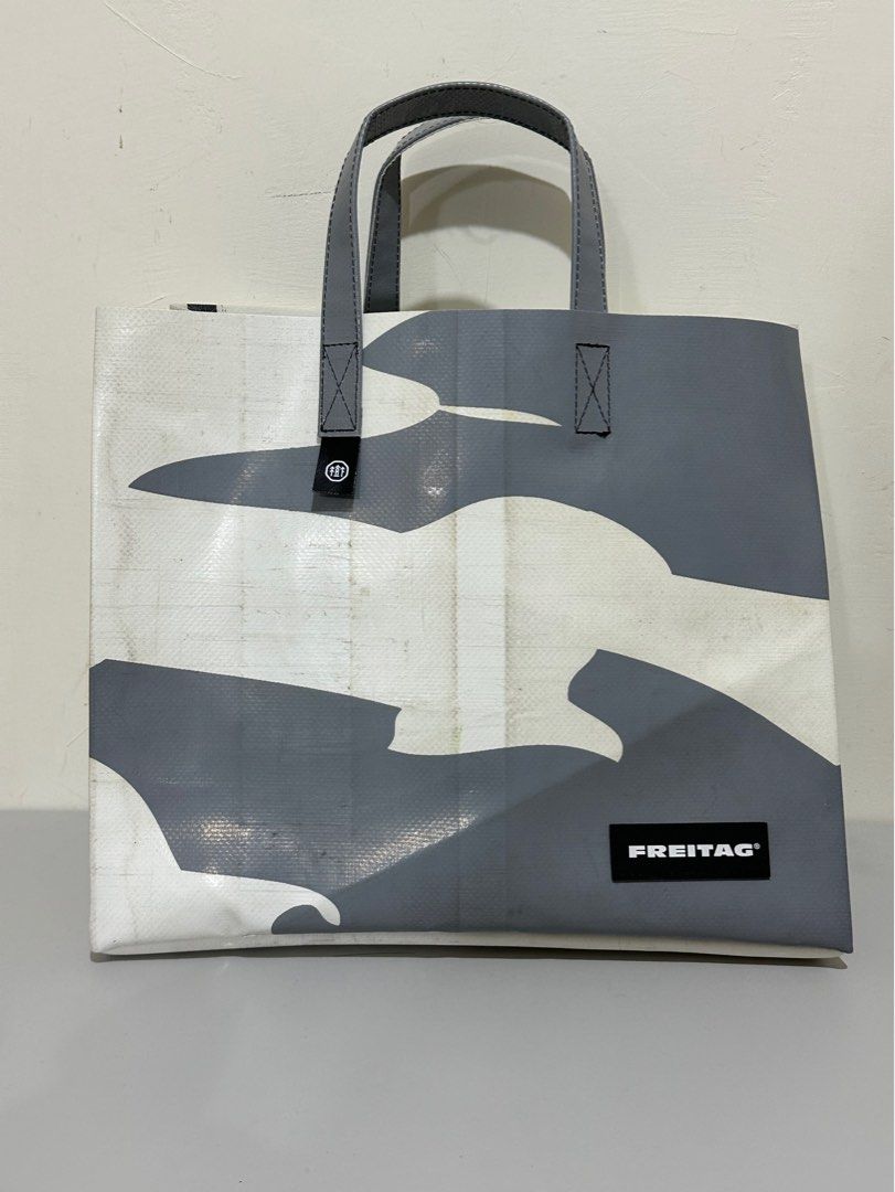 Freitag F704 CAKE BAG, 他的時尚, 包包與錢包, 斜側背、手提包 Freitag F704 CAKE BAG, 他的時尚, 包包與錢包, 斜側背、手提包