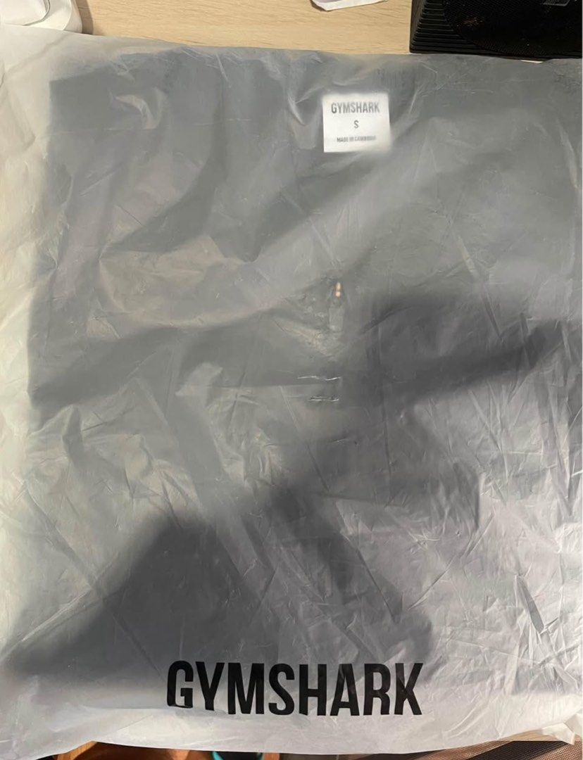 Gymshaek jacket (Category: Activewear) located in San Juan City. Submitted by cque10 (Listing ID 1352089551, Image 3). Description: Gymshark Jacket Size: small,medium, large available (one size up for asian size) No hoodie Guaranteed authentic or money back Usd 70 87%polyester 13%elastane Php 2300 Loc: san juan, metro Grab/lalamove or jnt (outside mm).