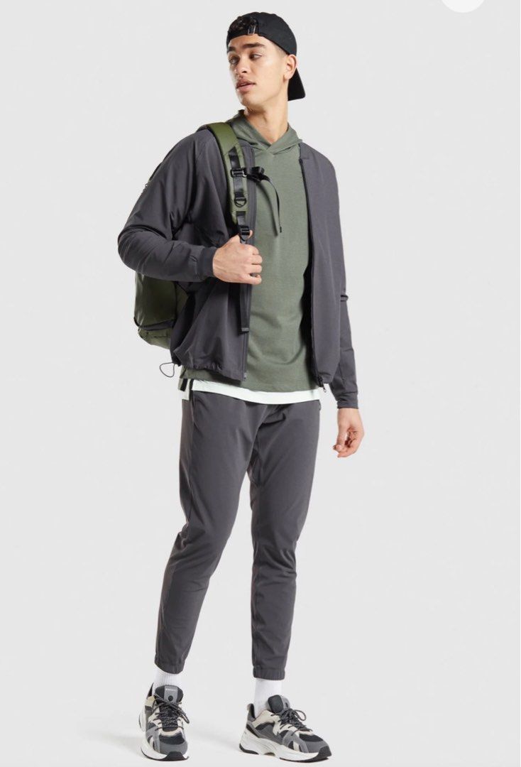 Gymshaek jacket (Category: Activewear) located in San Juan City. Submitted by cque10 (Listing ID 1352089551, Image 2). Description: Gymshark Jacket Size: small,medium, large available (one size up for asian size) No hoodie Guaranteed authentic or money back Usd 70 87%polyester 13%elastane Php 2300 Loc: san juan, metro Grab/lalamove or jnt (outside mm).