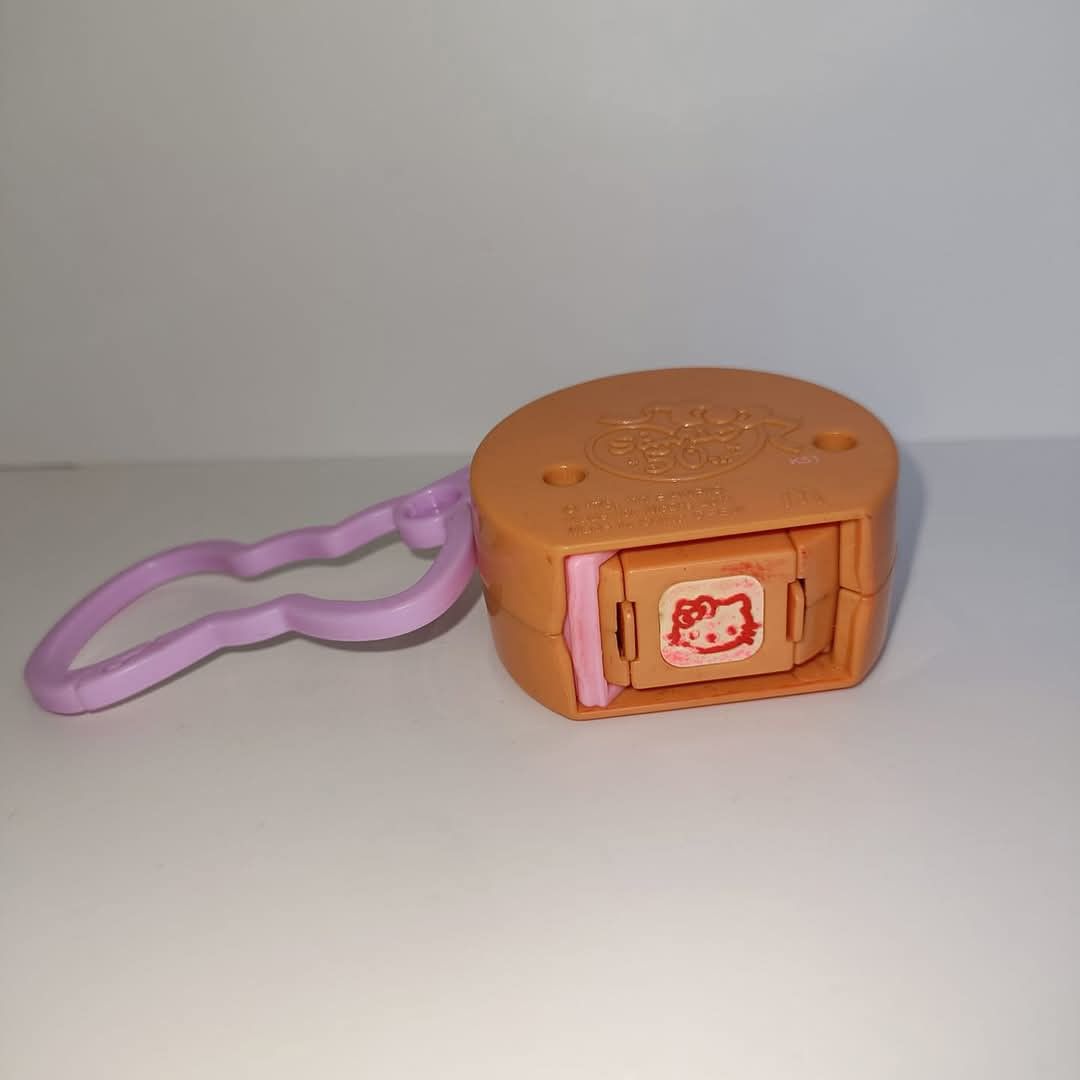 Hello Kitty Stamp Keychain (Category: Character Goods) located in Bauang. Submitted by glenefinds (Listing ID 1352043056, Image 3). Description: .