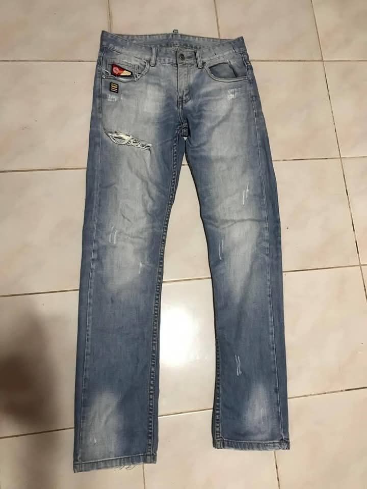 Hermes denim jeans 🔥 (Category: Jeans) located in Jinoba-an. Submitted by eegiboy (Listing ID 1352002004, Image 1). Description: Wts: Hermes Paris 🔥 Tattered Jeans 🥵 mens 😘 size 30 best fits 30-32 complete tags Excellent condition🥰 850plussf Dm me if interested 📩 Thankyou🙏😇.
