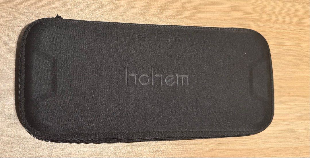 Hohem iSteady Mobile+ Plus Lightweight 3-Axis Handheld Stabilizing Gimbal (Category: Gimbals & Stabilizers ) located in Manila. Submitted by kuroshirooreo (Listing ID 1351974201, Image 2). Description: Box not included. Was never actually used, only tested through one charge. 280g Max Payload, 6” Compatible Size and Mobile App Controls for Smartphone.