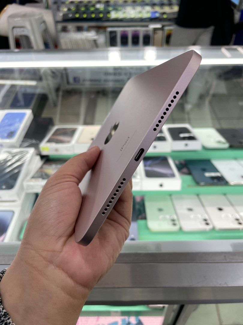 iPad Mini 6 64GB Wifi Only (Category: iPad) located in Pasig City. Submitted by fairgadgetshop (Listing ID 1351989540, Image 3). Description: Buy • Sell • Trade • Swap Legit Seller w/ Physical Store Mabilis Kausap Installment via Credit Card, GGives, Gcredit, SPaylater and Billease with additional interest We accepting Brandnew or Secondhand iPad Mini 6 64GB Wifi Only (Pink Color) Working Touch ID/Truetone No hidden Account/No Issue Reset all you