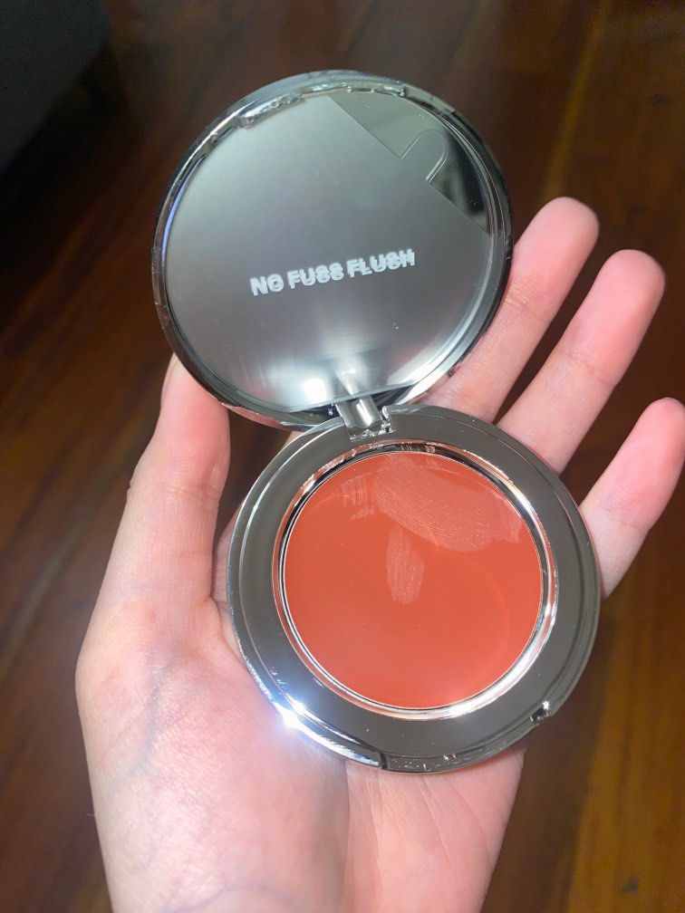 Issy Creme Cheek Blush Savage (Category: Makeup) located in Angeles City. Submitted by hellobeev (Listing ID 1352129124, Image 3). Description: Issy Creme Cheek Blush Savage SWATCHED ONLY , box not included anymore rfs - not my shade mop - gcash mod - j&t.