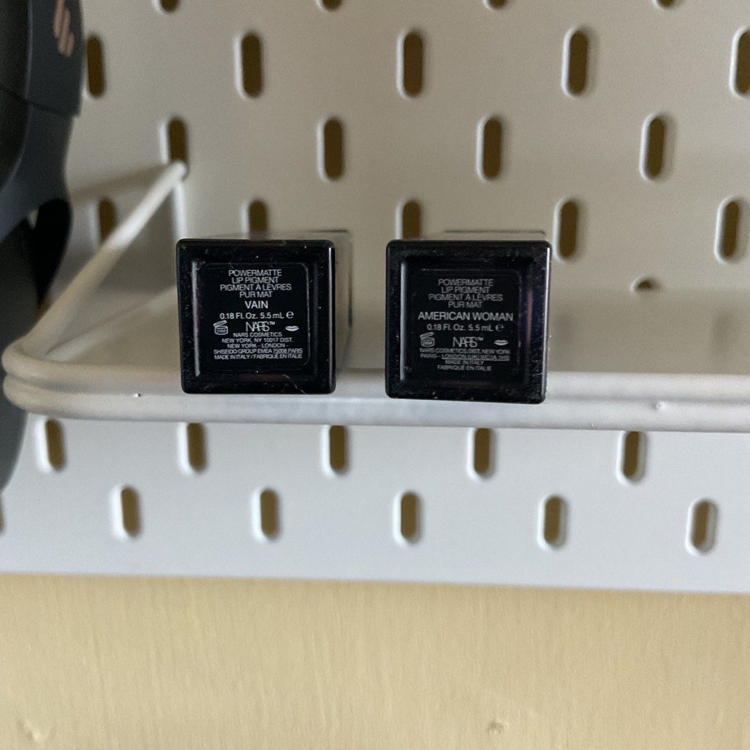 NARS Power Matte Pigment (Category: Makeup) located in Manila. Submitted by enndrelithe (Listing ID 1351975375, Image 3). Description: Hello! I'm selling my NARS Power Matte Pigment in shades Vain and American Woman 🍀 Orig price is 1.6k, selling it for 450 🤍 lightly used and in good condition. MOP: Gcash, COD (LBC) MOD: JNT, LBC For buyers within Metro Manila, I give a 40 fixed rate for both jnt and lbc 🫶 Pwede rin po lalamove 🍀.