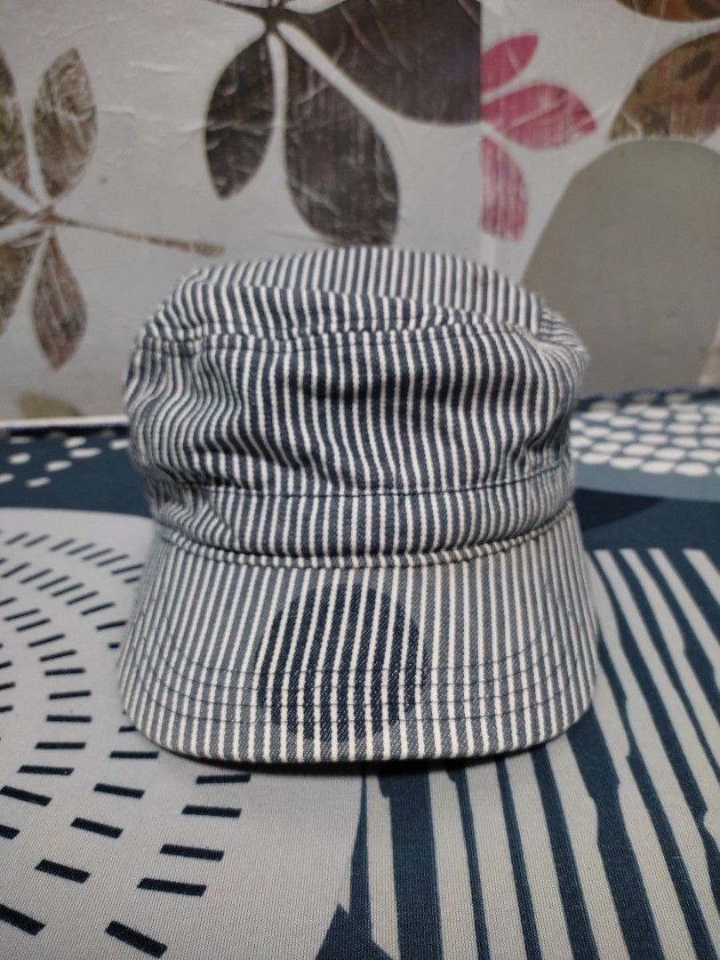 New Era Pinstriped Cap (Category: Caps & Hats) located in Calamba. Submitted by vnlaron (Listing ID 1352082915, Image 1). Description: New Era Pinstriped Cap Issue: None.