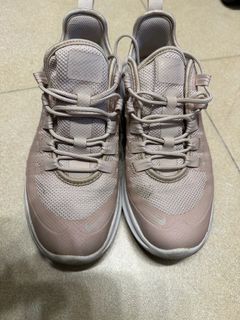 （分類：）位於 。 由 ellenyy 提交（商品編號 1351997895，圖片 1）。簡介： 。