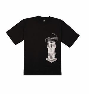 (Category: ) located in . Submitted by 2nd.Closset (Listing ID 1352081816, Image 1). Description: .