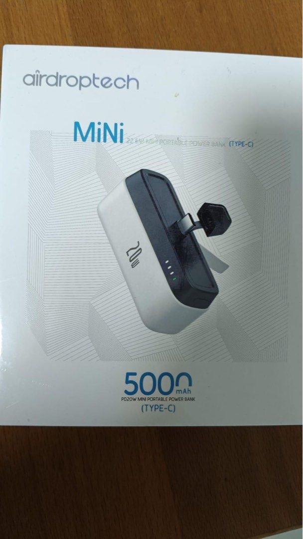 Power bank406090486655887360