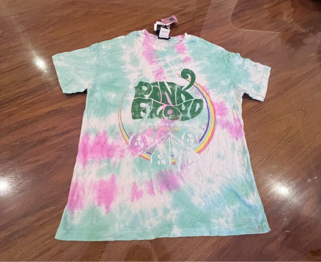 Pull & Bear Pink Floyd Tie Dye Shirt (Category: Shirts) located in Muntinlupa City. Submitted by secondchancechic (Listing ID 1352027095, Image 2). Description: .