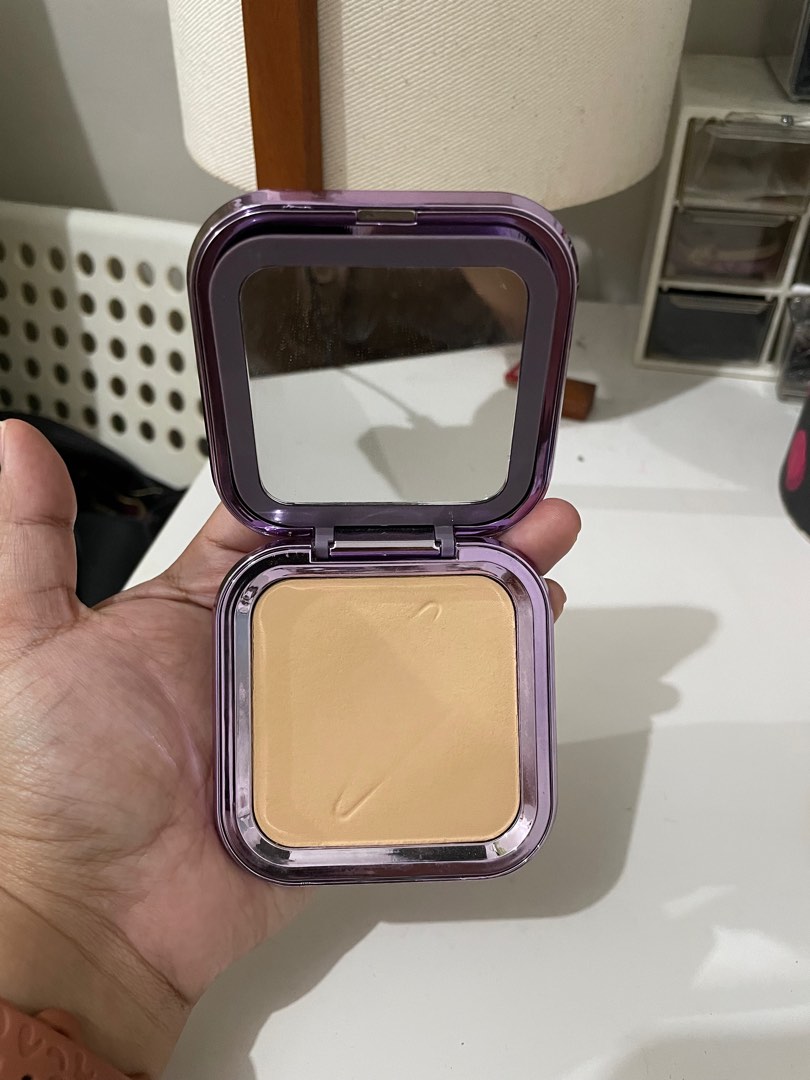 Somethinc copy paste cover blur powder fondation, Kesehatan ...