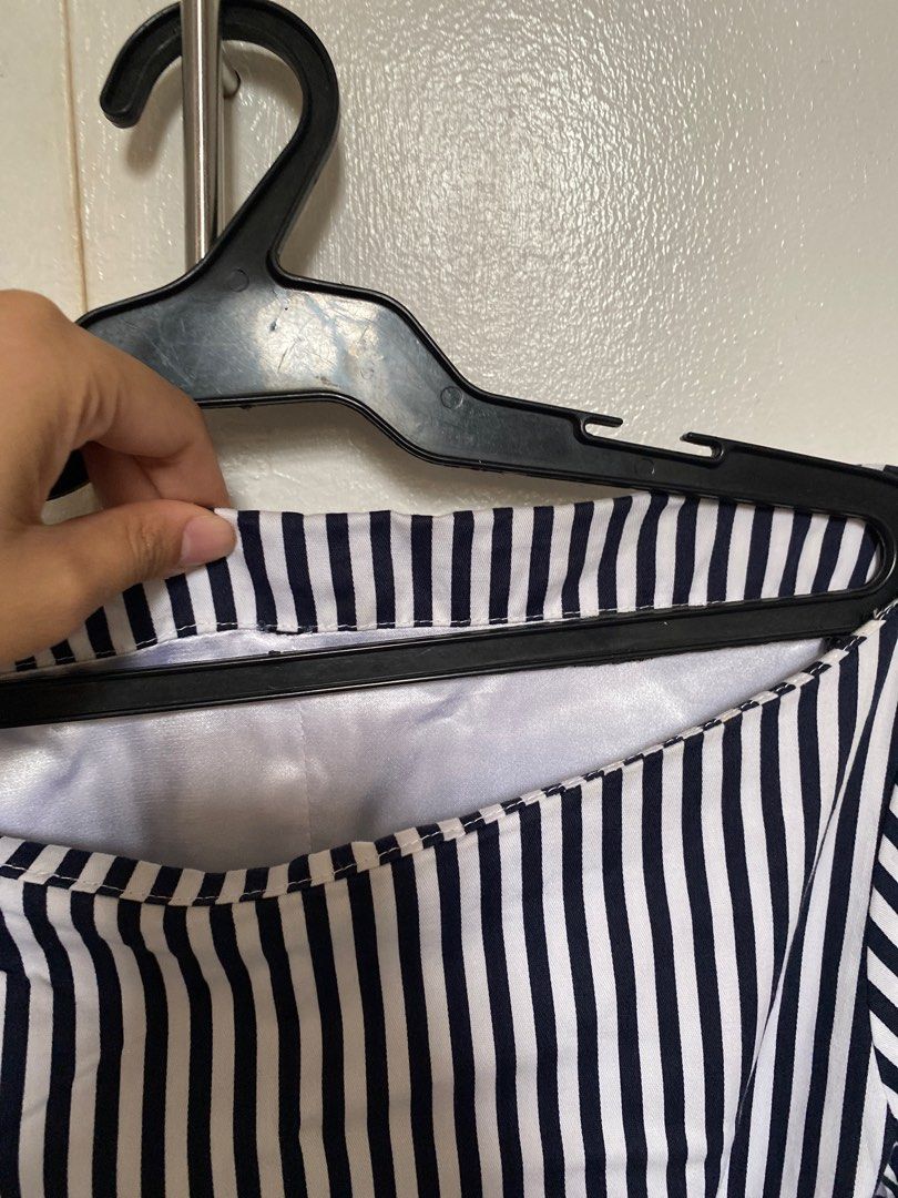 Stripes Boatneck Dress (Category: Dresses) located in Pasay City. Submitted by triexx (Listing ID 1351984293, Image 2). Description: very good quality 💯💯 for party / office for xs to s for waist 24-26 length - 29 in .